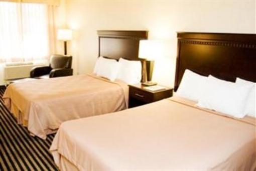 фото отеля BEST WESTERN Beach Dunes Inn