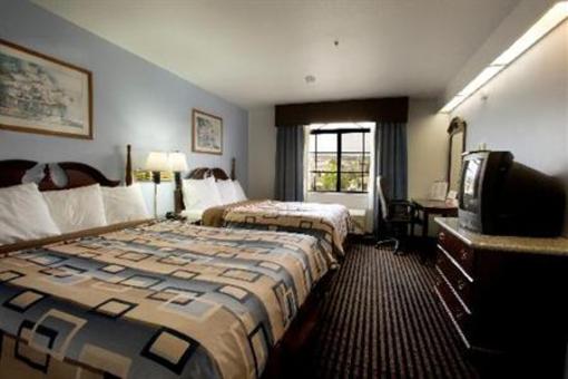 фото отеля Super 8 San Bruno/SF Intl Arpt W