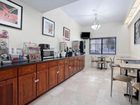 фото отеля Super 8 San Bruno/SF Intl Arpt W