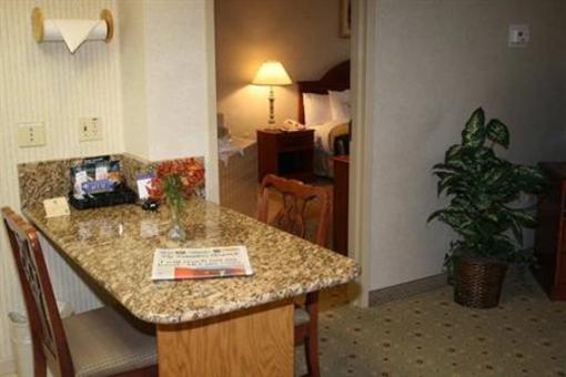 фото отеля Homewood Suites by Hilton Columbus Airport