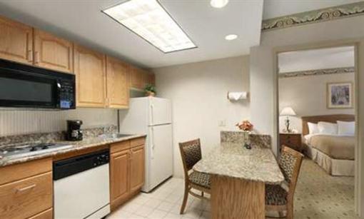 фото отеля Homewood Suites by Hilton Columbus Airport