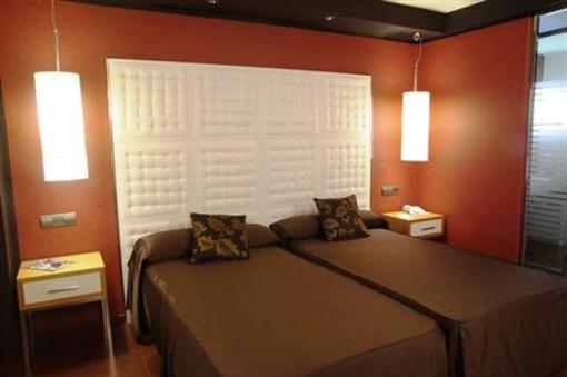 фото отеля Hotel Malaga Nostrum