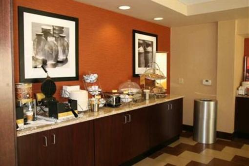 фото отеля Hampton Inn Albuquerque - University / Midtown