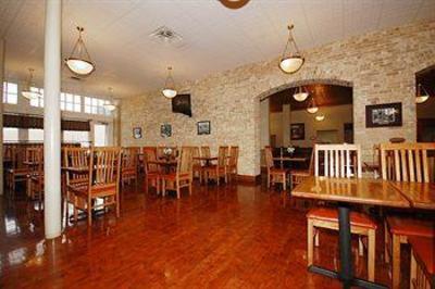 фото отеля BEST WESTERN Sunset Suites - Riverwalk