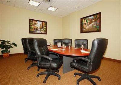 фото отеля BEST WESTERN Sunset Suites - Riverwalk