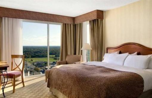 фото отеля Hilton Hotel and Suites Niagara Falls / Fallsview