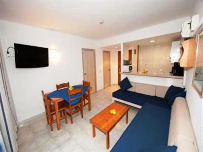 фото отеля Ferrera Beach Apartments Felanitx