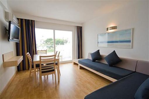 фото отеля Ferrera Beach Apartments Felanitx