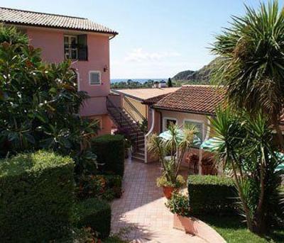 фото отеля Hotel La Tana Maratea