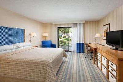 фото отеля Four Points by Sheraton Bakersfield