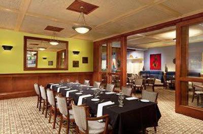 фото отеля Four Points by Sheraton Bakersfield