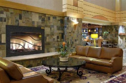фото отеля DoubleTree by Hilton Hotel Denver - Stapleton North