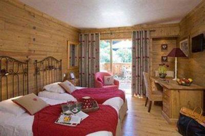 фото отеля Hotel Les Bains Brides-les-Bains