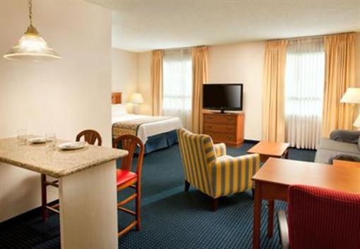 фото отеля Residence Inn Las Vegas Hughes Center