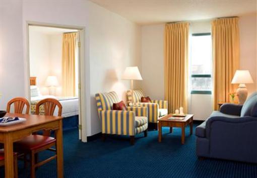 фото отеля Residence Inn Las Vegas Hughes Center