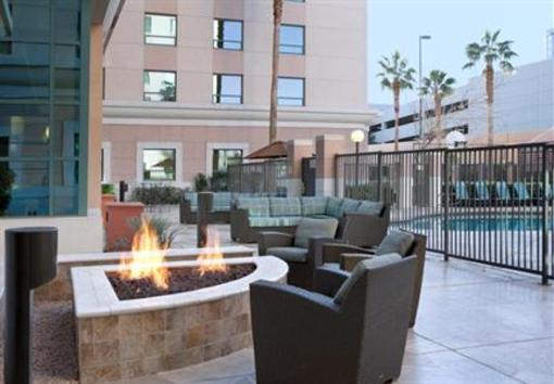 фото отеля Residence Inn Las Vegas Hughes Center