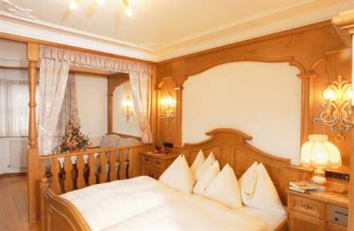 фото отеля Hotel Stangl Thaur