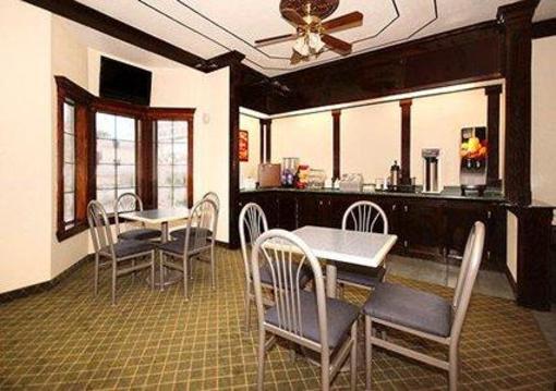 фото отеля Econo Lodge Three Rivers