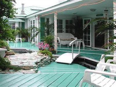 фото отеля Island Cottage Oceanfront Inn and Spa
