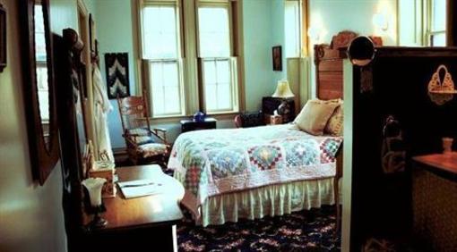 фото отеля Cornwall Inn