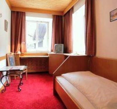 фото отеля Alpenhotel Oetz
