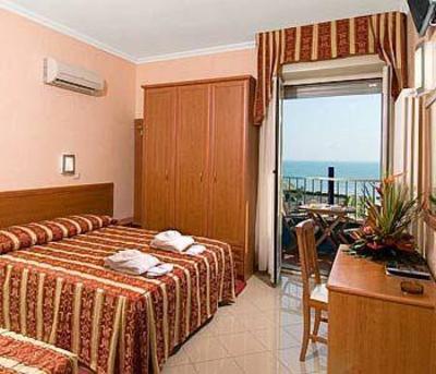 фото отеля Bristol Hotel Cervia