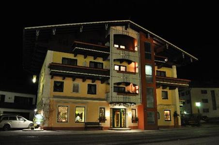 фото отеля Oberreiter Am Dorfbrunnen Hotel Fusch an der Glocknerstrasse