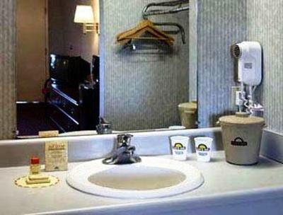 фото отеля Days Inn Cuthbert