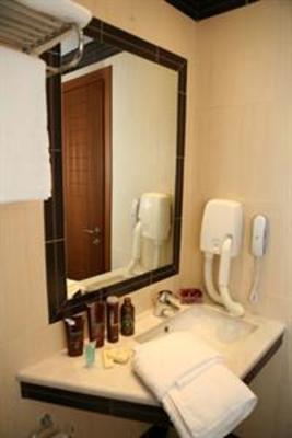 фото отеля Omiros Luxury Hotel