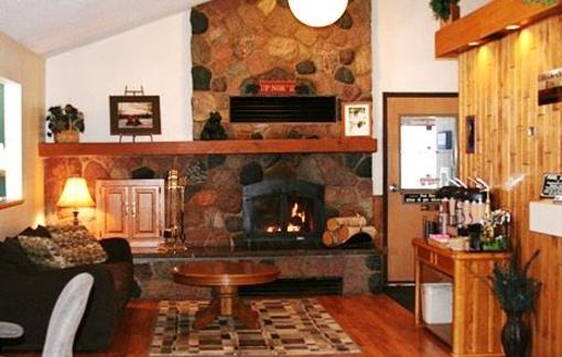 фото отеля AmericInn Lodge & Suites Carlton