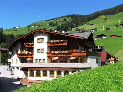 фото отеля Aparthotel Garni Dorfplatzl