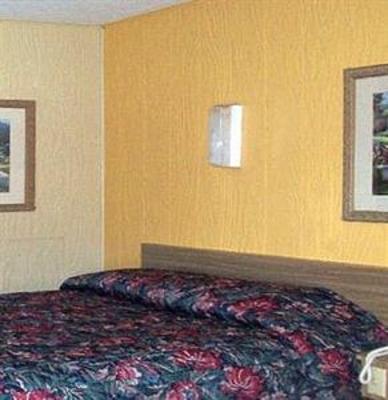 фото отеля Charles Wesley Motor Lodge