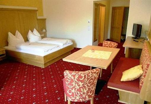 фото отеля Ferienpension Kirchenwirt Kirchheim im Innkreis