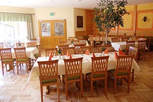 фото отеля Ferienpension Kirchenwirt Kirchheim im Innkreis