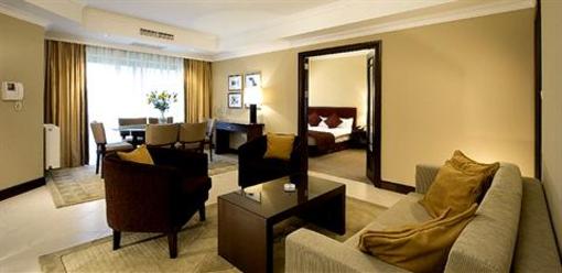 фото отеля Corinthia Royal Residences