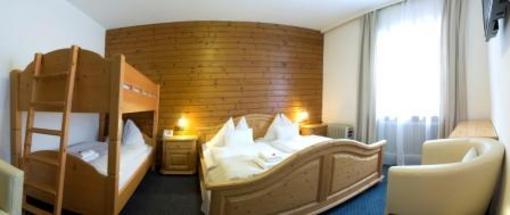 фото отеля Hotel Hoch Tirol