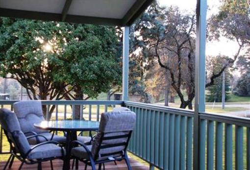 фото отеля Beechworth Lake Sambell Caravan Park