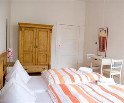 фото отеля Privatzimmer-Berlinschoneberg Berlin