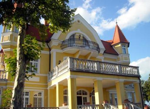 фото отеля Boros Kastely Vendeghaz Fonyod