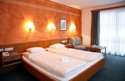 фото отеля Hotel Waldruhe