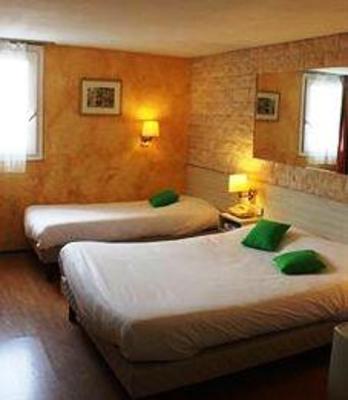 фото отеля Kyriad Pau Lons Hotel