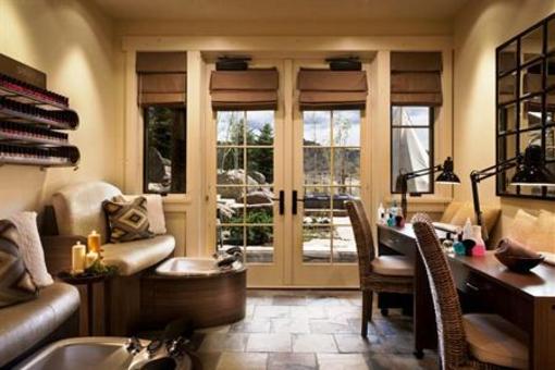фото отеля The Lodge and Spa at Brush Creek Ranch