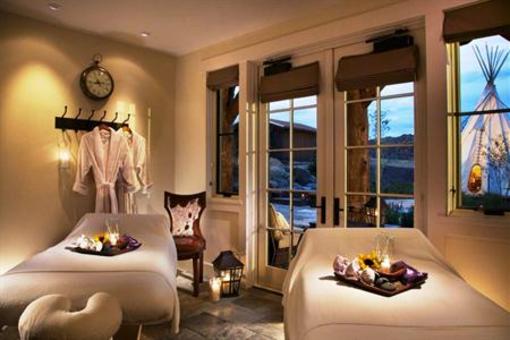 фото отеля The Lodge and Spa at Brush Creek Ranch