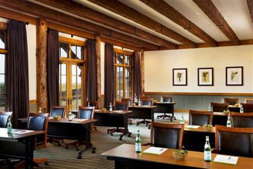 фото отеля The Lodge and Spa at Brush Creek Ranch