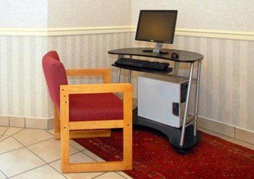 фото отеля Quality Inn Binghamton West Apalachin