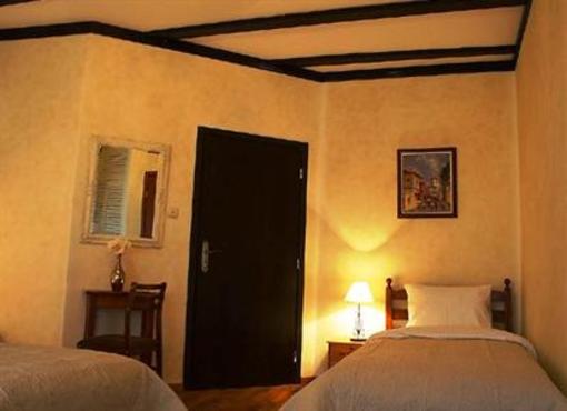 фото отеля Avalon Rooms Oradea