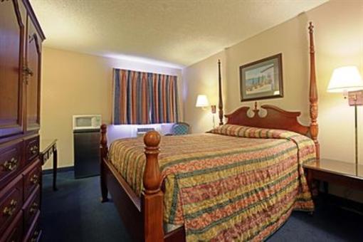 фото отеля Americas Best Value Inn Delano