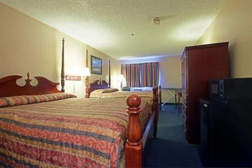 фото отеля Americas Best Value Inn Delano