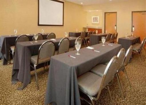 фото отеля Comfort Suites Southgate