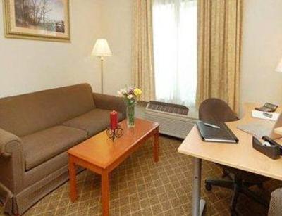 фото отеля Comfort Suites Southgate